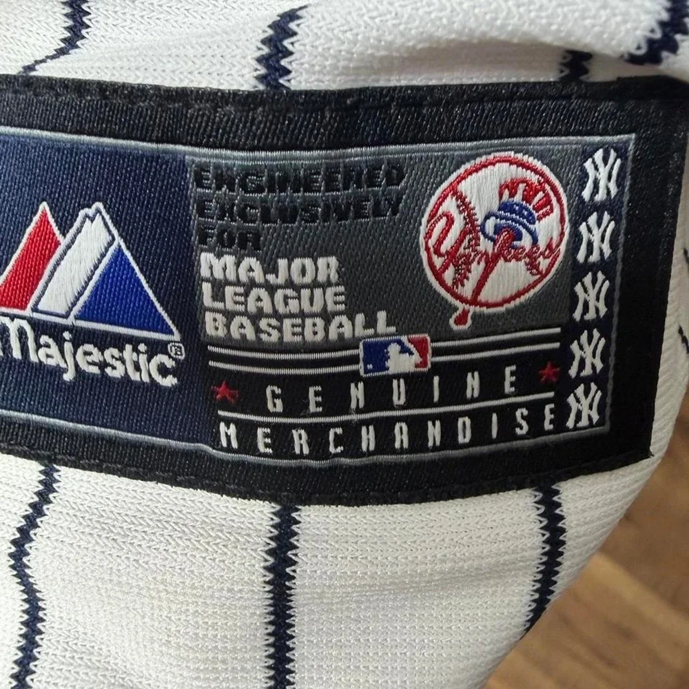Majestic New York Yankees Mark Teixeira 25 Pinstripe MLB Baseball Jersey White - Picture 4 of 8